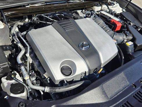 Used 2024 Lexus ES 350 w/ Premium Package image 16