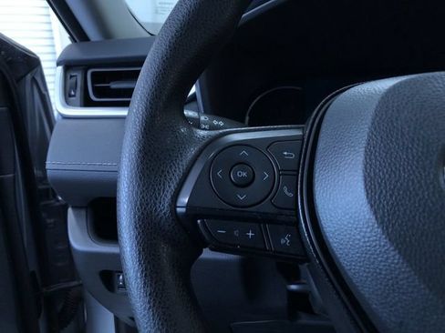 Certified 2025 Toyota RAV4 XLE AWD/4WD image 25