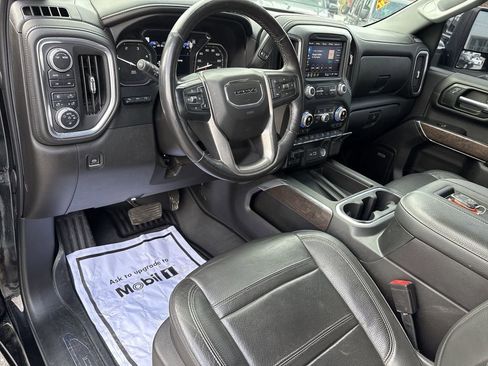 Certified 2022 GMC Sierra 3500 Denali w/ Technology Package image 13
