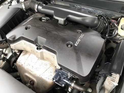 Used 2014 Chevrolet Impala LT w/ Convenience Package image 35