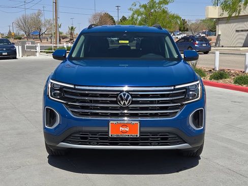 Used 2025 Volkswagen Atlas SE FWD image 4
