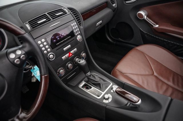 Used 2006 Mercedes-Benz SLK 350 image 45