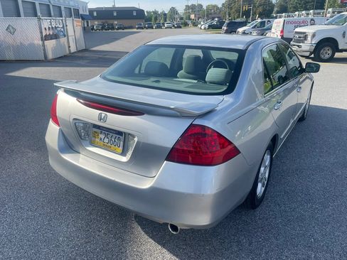 Used 2007 Honda Accord SE image 9