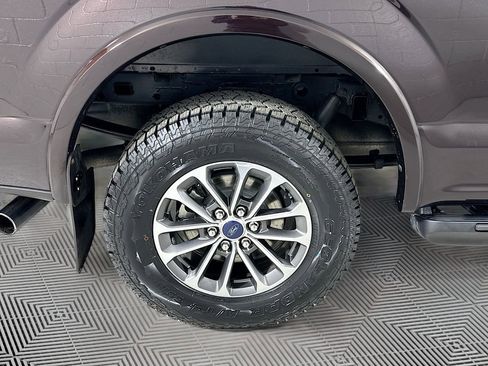 Certified 2019 Ford F150 XLT w/ Equipment Group 302A Luxury image 19
