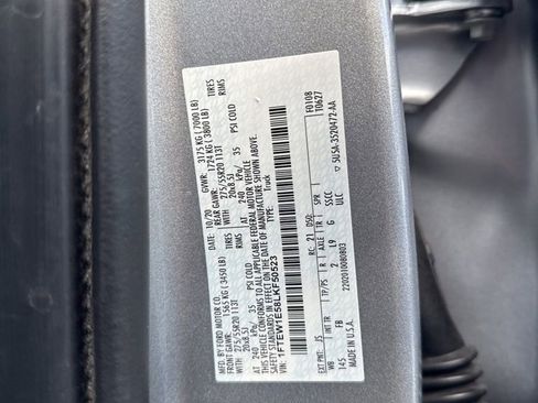 Used 2020 Ford F150 XLT w/ Equipment Group 302A Luxury AWD/4WD image 30