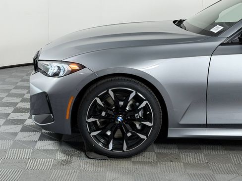 Used 2026 BMW 330i Sedan w/ M Sport Package RWD image 11