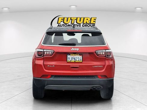 Used 2019 Jeep Compass Limited w/ Advanced Safety Group AWD/4WD image 8