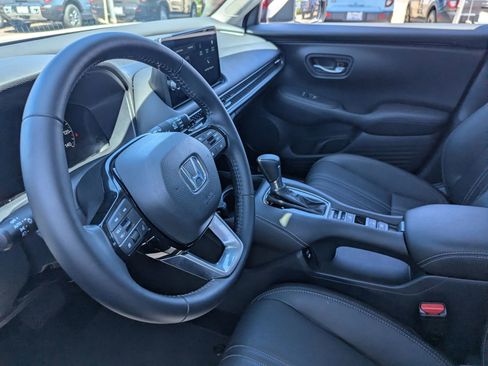 Used 2026 Honda HR-V EX-L image 16