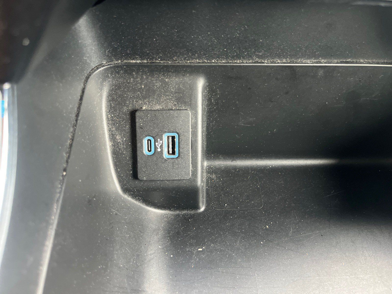 Used 2024 Ford F150 XLT w/ Mobile Office Package AWD/4WD image 26