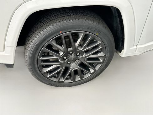 Used 2022 Jeep Compass High Altitude image 11