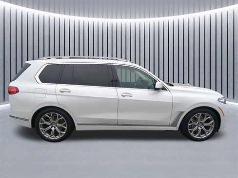 Certified 2022 BMW X7 xDrive40i w/ Premium Package image 4