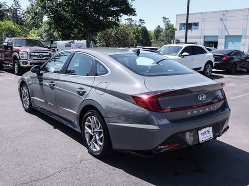 Used 2020 Hyundai Sonata SEL w/ Cargo Package FWD image 9