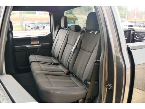 Used 2016 Ford F150 XLT w/ Equipment Group 301A Mid image 17