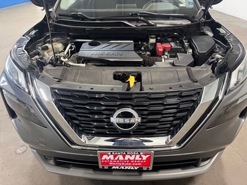 Used 2023 Nissan Rogue S image 9