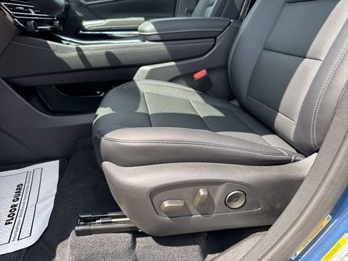 Used 2026 Chevrolet Traverse LT w/ Sun and Wheel Package AWD/4WD image 26