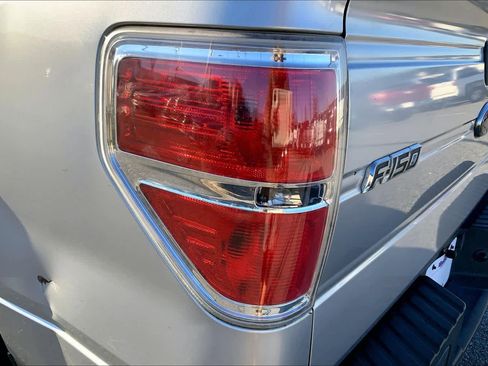 Used 2012 Ford F150 XLT w/ XLT Chrome Pkg image 26