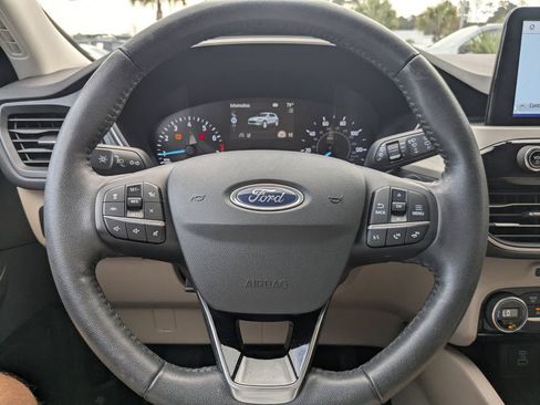 Used 2021 Ford Escape SE w/ Convenience Package image 29