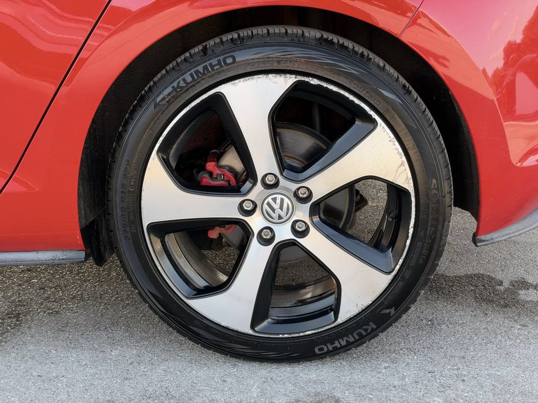 Used 2017 Volkswagen GTI S FWD image 28