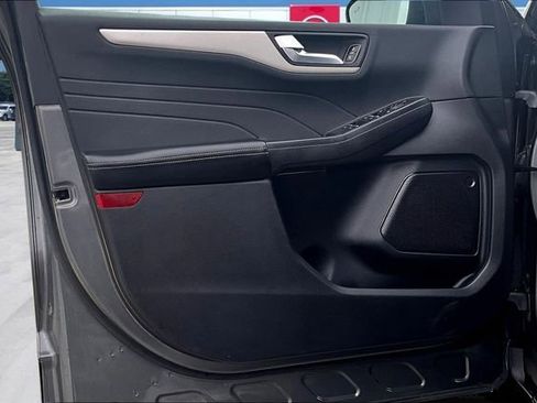 Used 2022 Ford Escape SEL w/ Class II Trailer Tow Package image 17