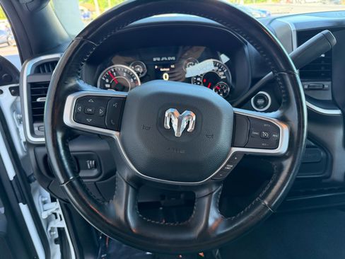 Used 2024 RAM 2500 Big Horn AWD/4WD image 37