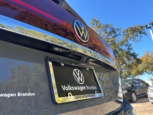 New 2026 Volkswagen Atlas SE FWD image 45