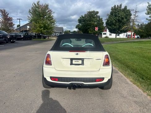 Used 2010 MINI Cooper John Cooper Works FWD image 7