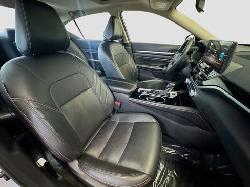 Used 2023 Nissan Altima 2.0 SR image 19