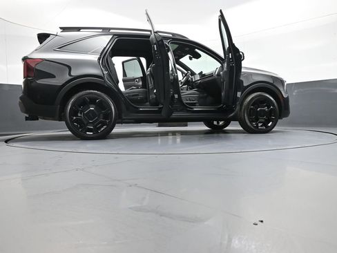Certified 2025 Kia Sorento SX Prestige image 50