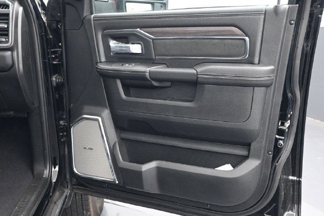 New 2026 RAM 3500 Laramie AWD/4WD image 11