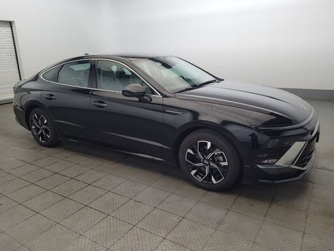 Used 2024 Hyundai Sonata SEL FWD image 11