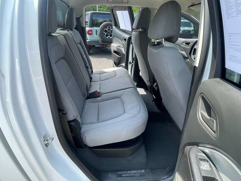 Used 2022 Chevrolet Colorado W/T w/ WT Convenience Package RWD image 25