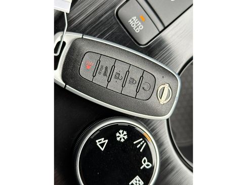 New 2026 Nissan Rogue SV image 36