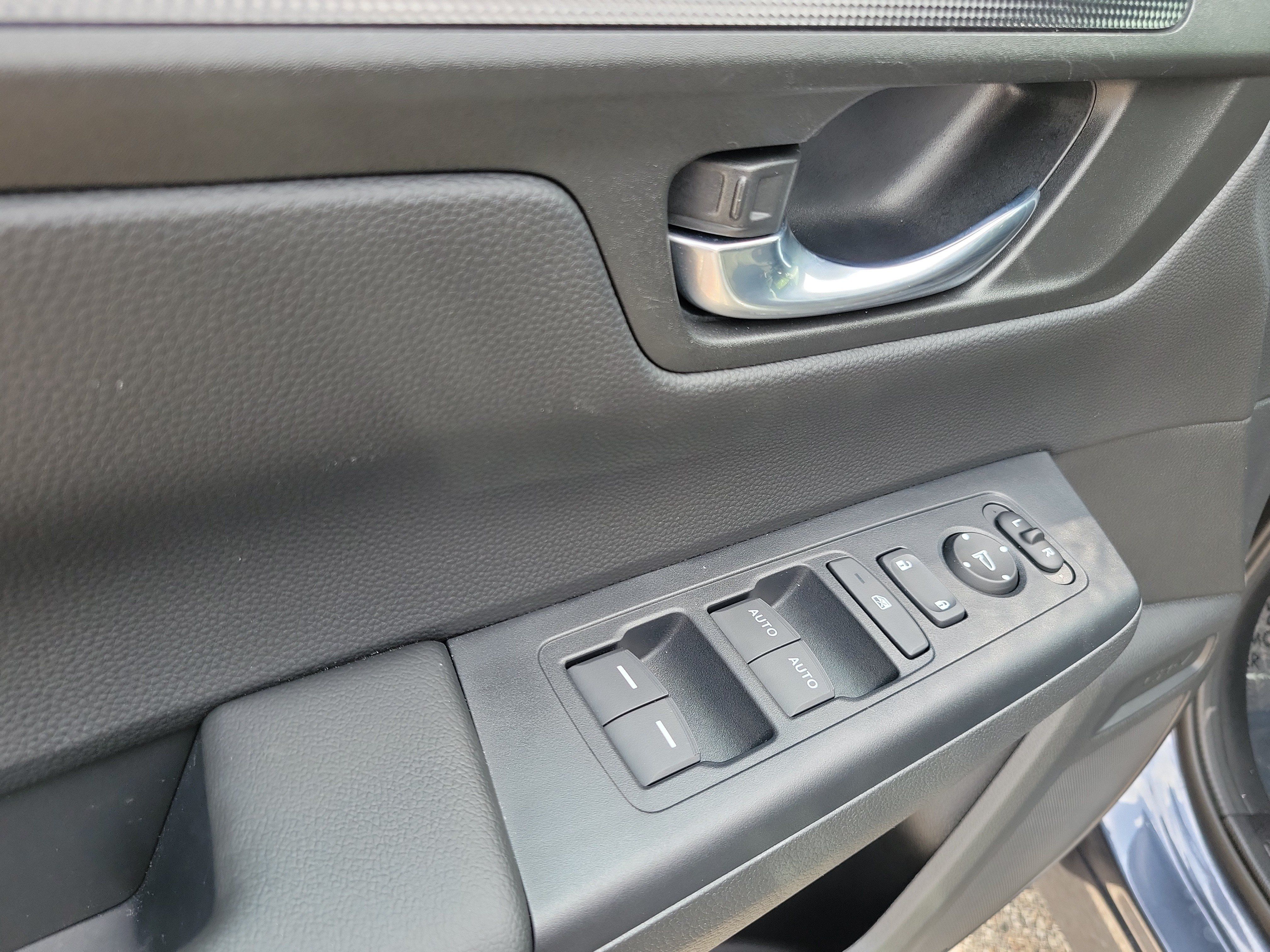 Used 2026 Honda CR-V Sport image 23