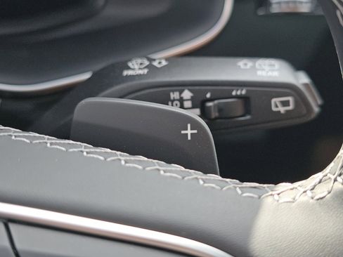 New 2026 Audi Q8 Premium Plus image 23