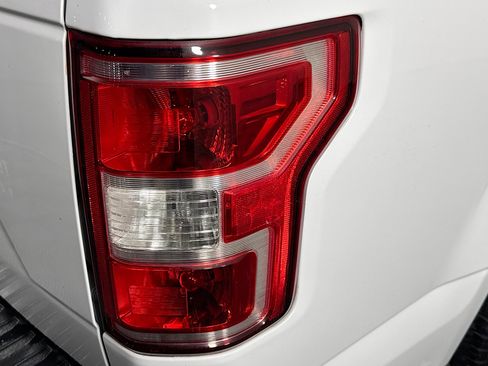 Used 2019 Ford F150 XLT image 31