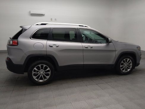 Used 2019 Jeep Cherokee Latitude Plus FWD image 10