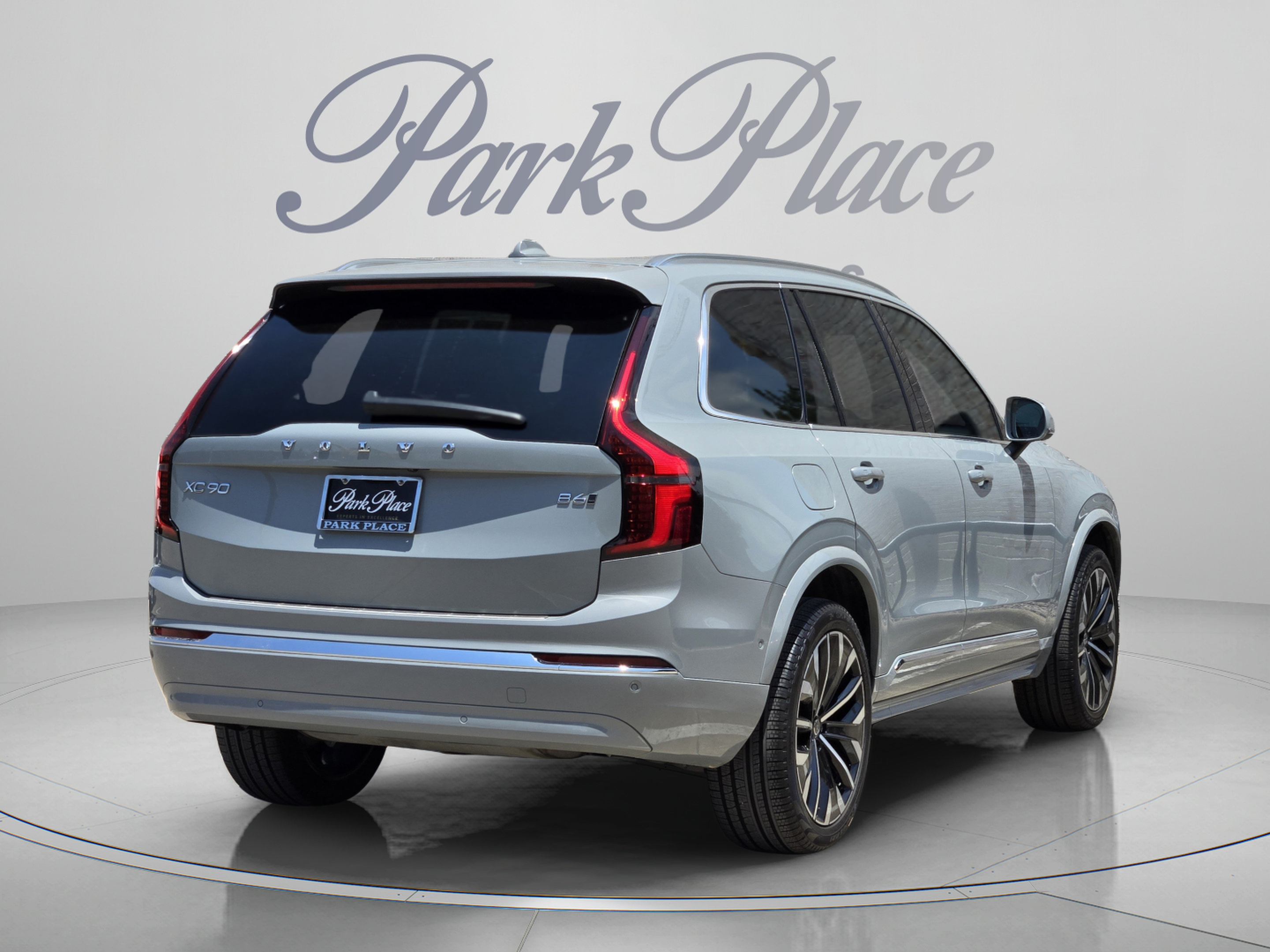 Used 2026 Volvo XC90 B6 Plus w/ Protection Package Premier AWD/4WD image 6