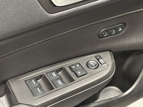 Used 2019 Acura ILX w/ Premium Package image 10