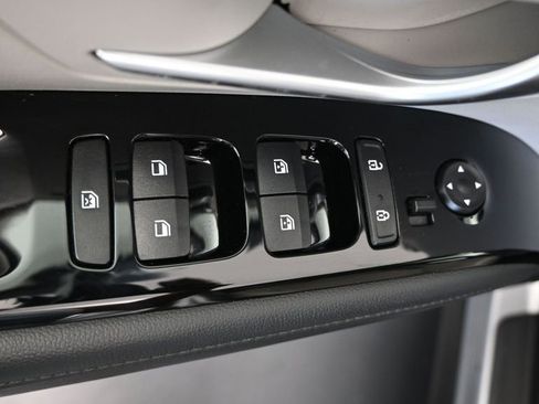 Used 2024 Hyundai Tucson Limited FWD image 25