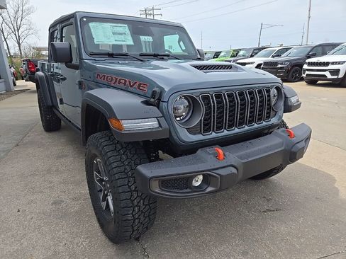 New 2026 Jeep Gladiator Mojave AWD/4WD image 15