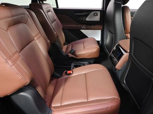 New 2026 Lincoln Aviator Reserve image 18