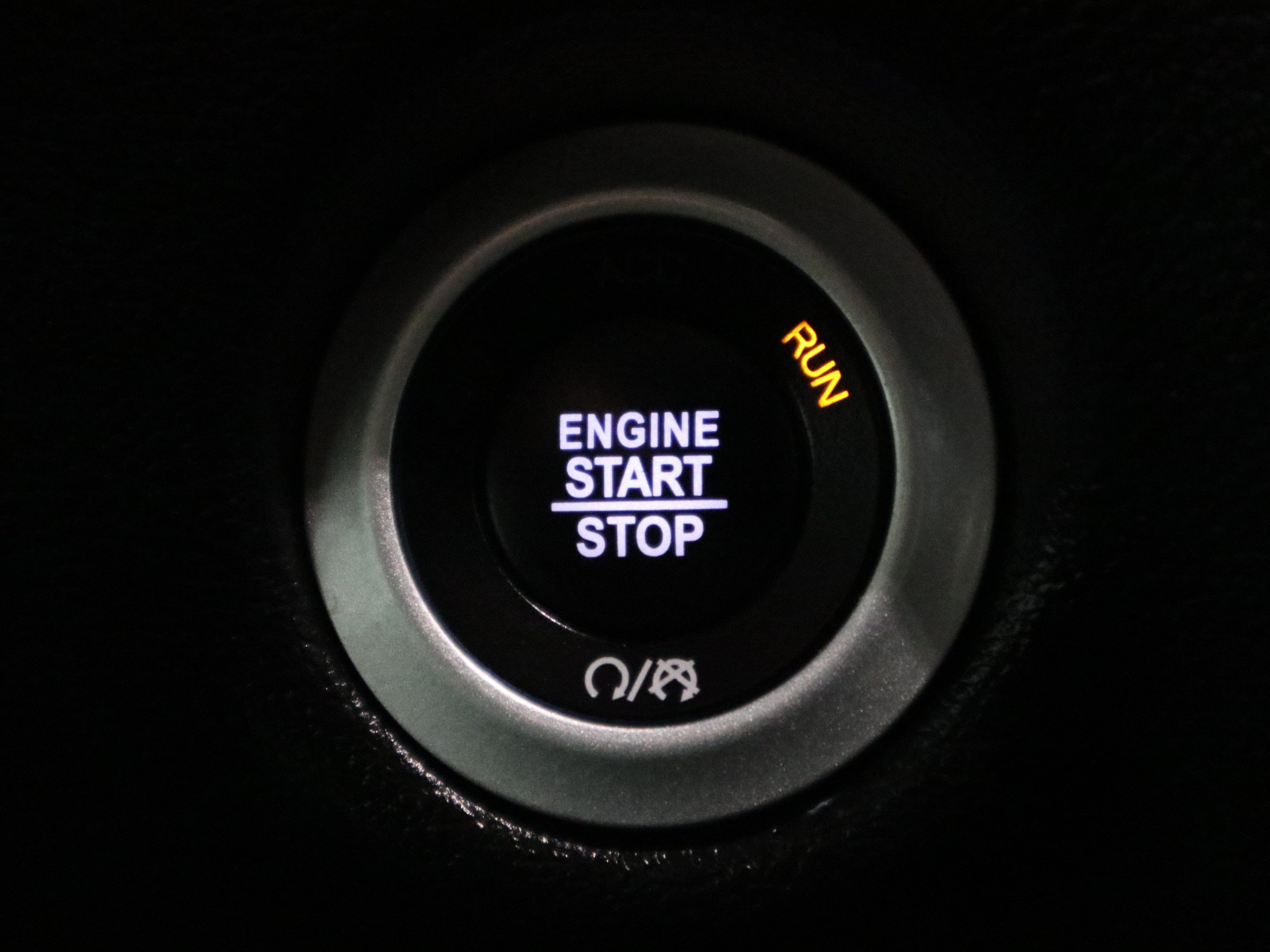 Used 2025 Chrysler Pacifica Select FWD image 33