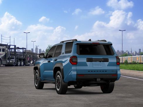 New 2026 Toyota 4Runner TRD Off-Road Premium AWD/4WD image 9