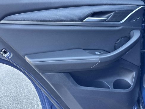 Used 2024 BMW X4 xDrive30i w/ Premium Package image 12