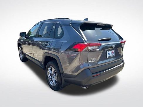 Used 2023 Toyota RAV4 XLE FWD image 7