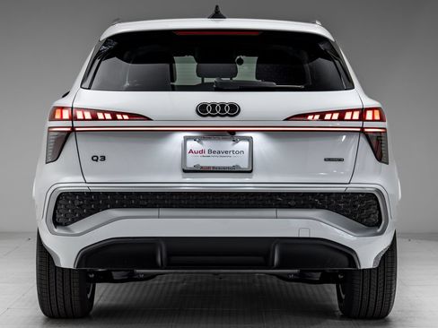 New 2026 Audi Q3 quattro 2.0T AWD/4WD image 36