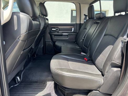 Used 2015 RAM 1500 Laramie w/ Convenience Group AWD/4WD image 19