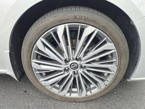 Used 2023 Nissan Altima 2.5 SL FWD image 17