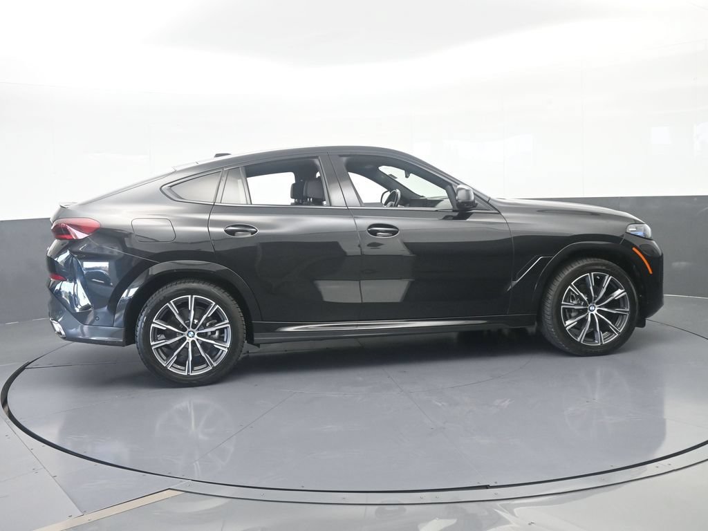 Used 2025 BMW X6 xDrive40i AWD/4WD image 7
