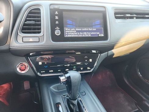 Used 2019 Honda HR-V EX image 16